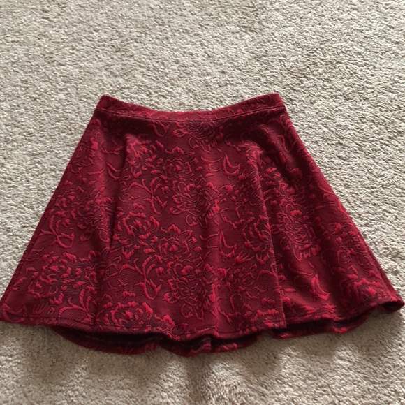 Forever 21 Dresses & Skirts - Red skirt